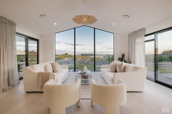 52b7d8e0857c8eb2ce1537fec4574b816678d956